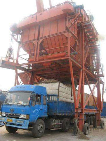 煙臺牟平港務(wù)局玉米卸船揚塵治理布袋除塵器安裝完畢 煙臺牟平港務(wù)局玉米卸船揚塵治理布袋除塵器安裝完畢