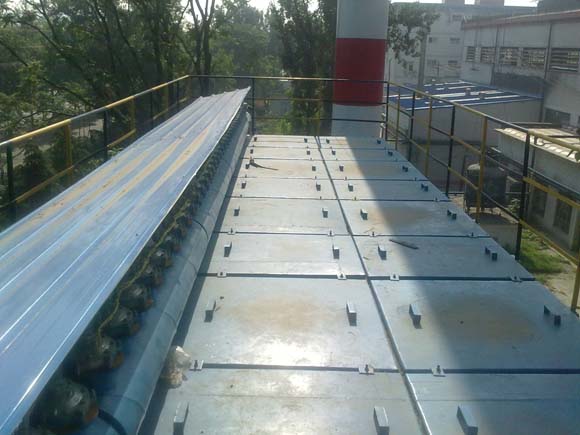 山西臨汾LCM-1600長(zhǎng)袋脈沖除塵器安裝完畢(圖) 山西臨汾LCM-1600長(zhǎng)袋脈沖除塵器安裝完畢(圖)